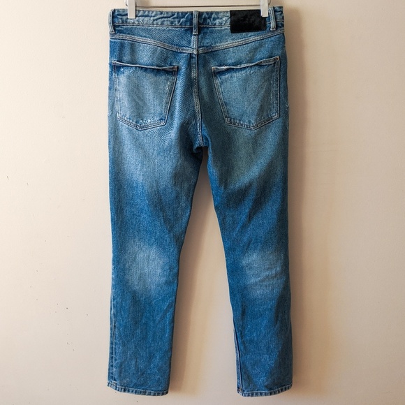 Mid Rise Jeans - Picture 4 of 4